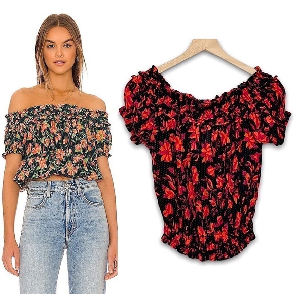 NWT FREE PEOPLE 70s Smocked Off Shoulder Floral Short Sleeve Blouson Crop Top S - Picture 1 of 11